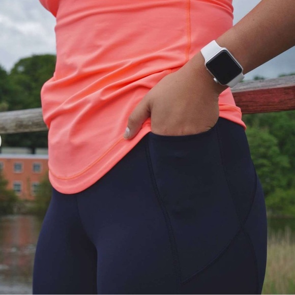 Lululemon Final Lap Crop *23" - Picture 7 of 8